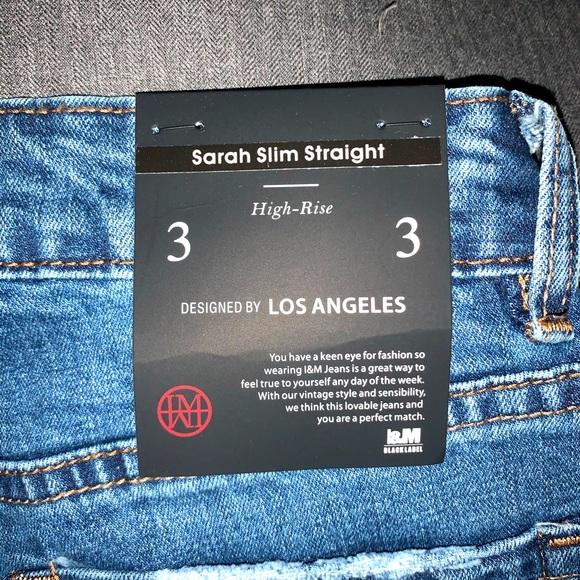 FASHION NOVA Erissa Distressed Hem Ankle Jeans - Picture 6 of 11